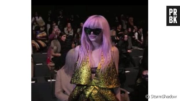 Kylie Jenner avait opté pour une couleur de cheveux rose lors du défilé Vera Wang à New York en février dernier.