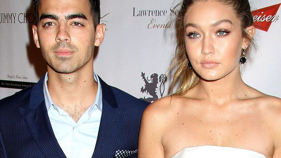 Gigi Hadid en couple avec Zayn Malik : son ex Joe Jonas lui envoie un petit tacle en interview