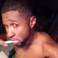 Usher en mode intime sur Snapchat