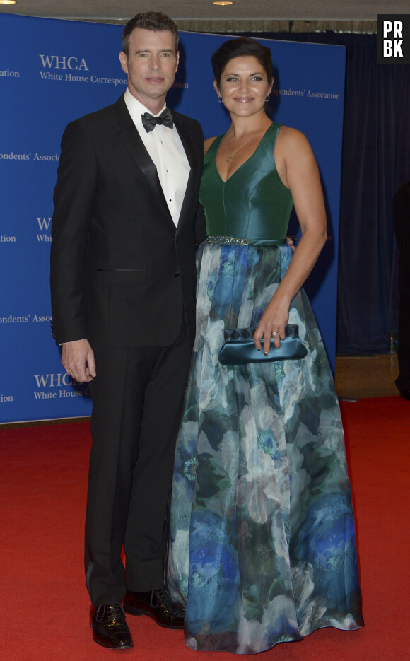 Scott Foley et sa femme au White House Correspondents Diner à Washington le 30 avril 2016