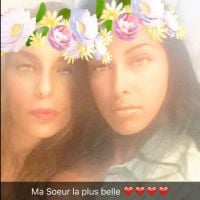 Ayem Nour présente sa soeur canon sur Snapchat