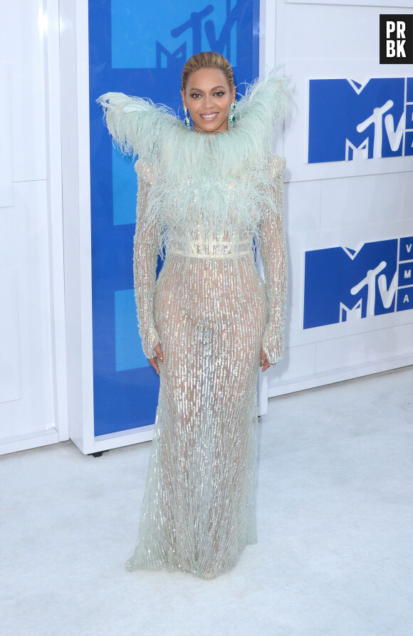 Beyoncé star du palmarès des MTV VMA 2016 et du tapis rouge