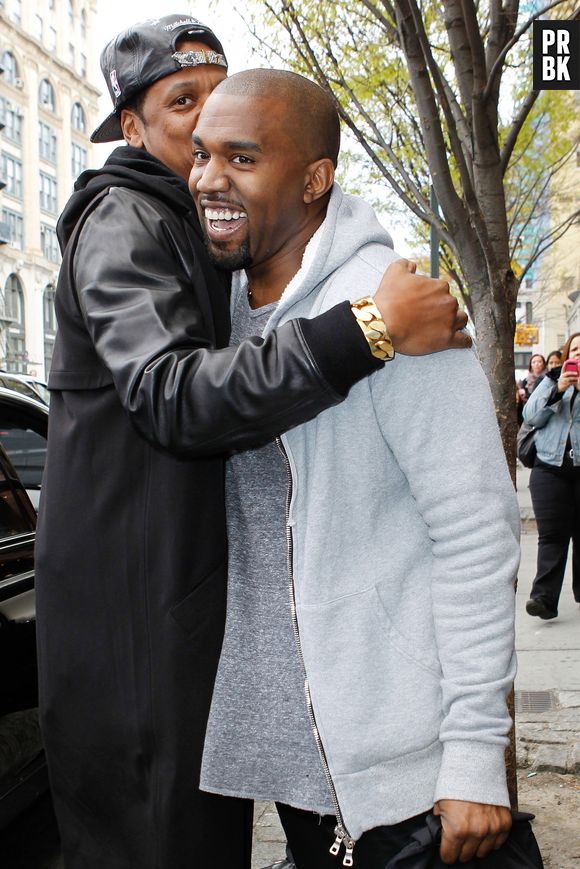Kanye West en voudrait à Jay-Z : il n'aurait pas pris des nouvelles de Kim Kardashian depuis son agression à Paris.