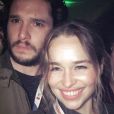 Daenerys (Emilia Clarke) et Cersei (Lena Headey) ensemble sur le tournage de Game of Thrones saison 7 ? En tout cas Daenerys et Jon Snow seront bien réunis.
