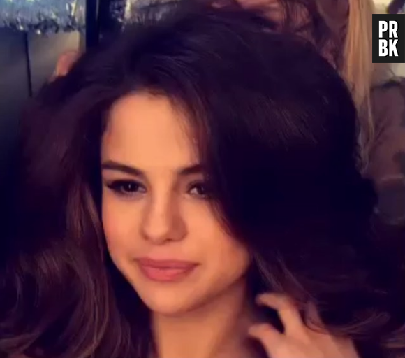Selena Gomez et The Weeknd officialisent leur couple : le chanteur poste une photo de sa chérie en plein séjour romantique en Italie.