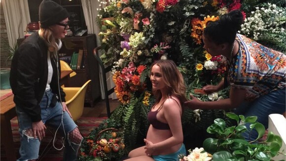 Grey's Anatomy : Ellen Pompeo et Camilla Luddington parodient la photo buzz de Beyoncé enceinte