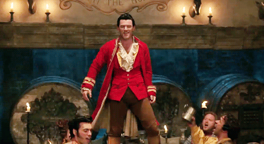 La Belle et la Bête : Luke Evans délirant en Gaston