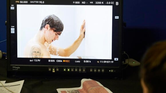 Antoine Griezmann torse nu sous la douche : les coulisses de sa pub pour Head & Shoulders