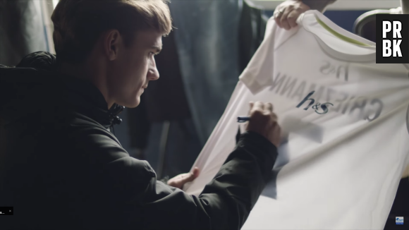 Antoine Griezmann nouvel ambassadeur Head & Shoulders : découvrez les coulisses de sa publicité