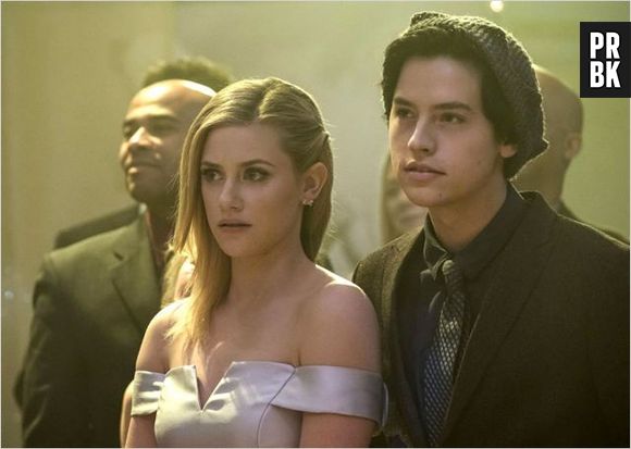 Lili Reinhart (Riverdale) trop maigre ? Elle répond aux critiques de la meilleure des manières