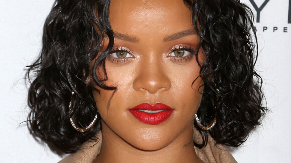 Rihanna victime de body-shaming : des haters la traitent de "grosse"