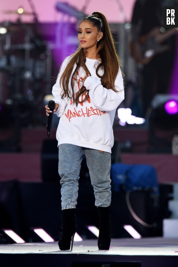 Ariana Grande : après son concert One Love Manchester, la chanteuse se serait fait un tatouage en hommage aux victimes de l'attentat.
