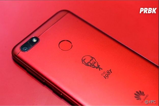 KFC Lance Son Propre Smartphone Et Il Ne Se Mange Pas Purebreak