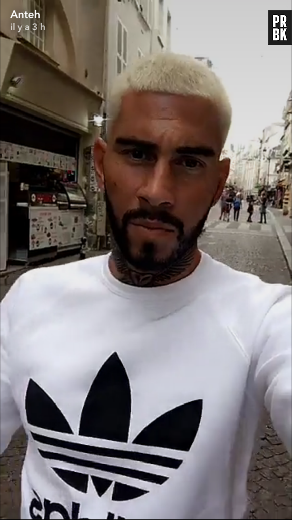 Fidji Ruiz (Les Marseillais VS Le reste du monde) : Antoine porte le même pull que sur la photo Instagram