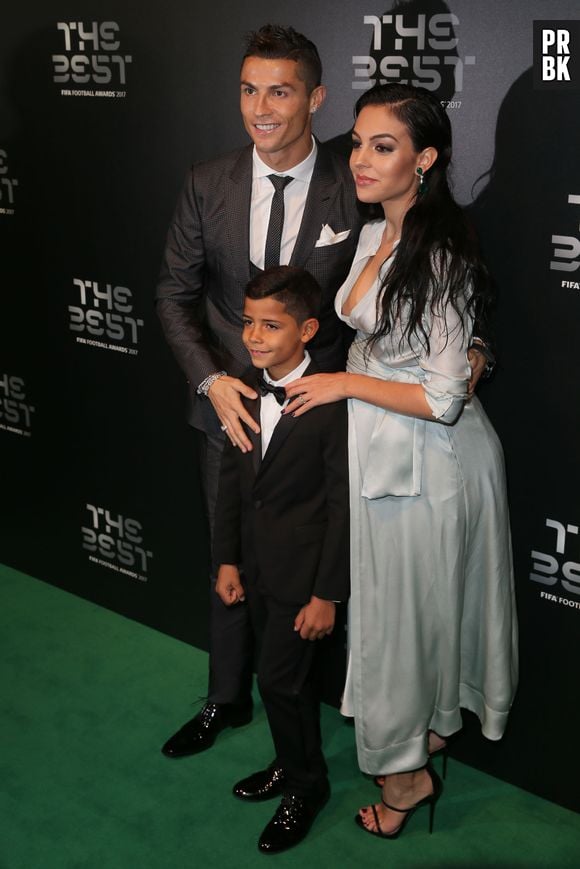 Cristiano Ronaldo : Georgina Rodriguez a déjà retrouvé une silhouette de rêve après son accouchement