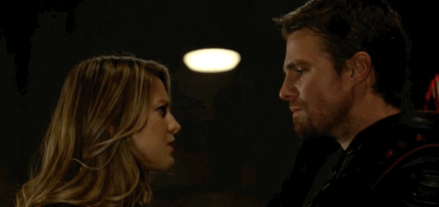 Supergirl saison 3 et Arrow saison 6 : Kara et Oliver mariés (ou presque)