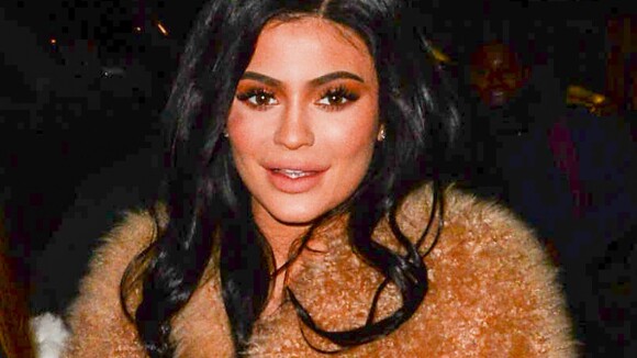 Kylie Jenner enceinte ? Khloe Kardashian confirme, selon Ellen DeGeneres