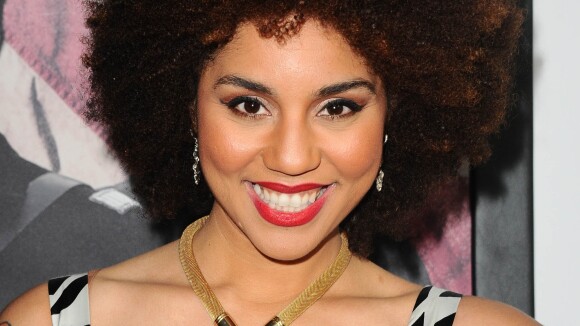 Grammy Awards 2018 : Joy Villa choque avec sa robe anti-avortement