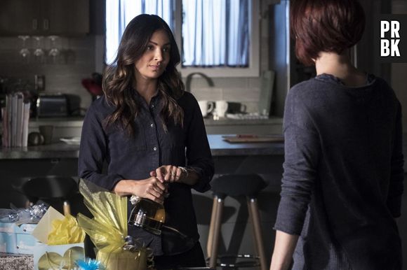 Supergirl saison 3 : Maggie bientôt de retour ? Floriana Lima sème le doute