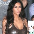 Kim Kardashian ultra sexy sur Instagram : en bikini, à quatre pattes... La star multiplie les photos hot !