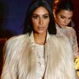 Kim Kardashian ultra sexy sur Instagram : en bikini, à quatre pattes... La star multiplie les photos hot !