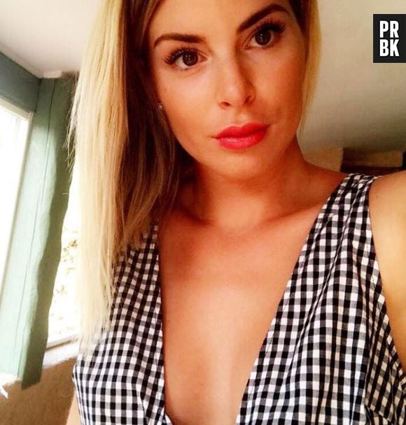 Emilie Fiorelli enceinte, elle répond (encore) aux critiques : "Bande de gogoles !"