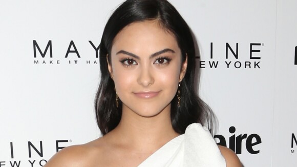 Camila Mendes (Riverdale) : "J'arrête les régimes", "ça m'a rendue malheureuse"