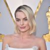 Margot Robbie sur le tapis rouge des Oscars le 4 mars 2018 à Los Angeles