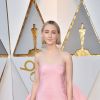 Saoirse Ronan sur le tapis rouge des Oscars le 4 mars 2018 à Los Angeles