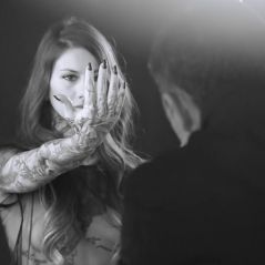 Nikos Aliagas : son projet de nu artistique avec Fanny Maurer se dévoile en vidéo