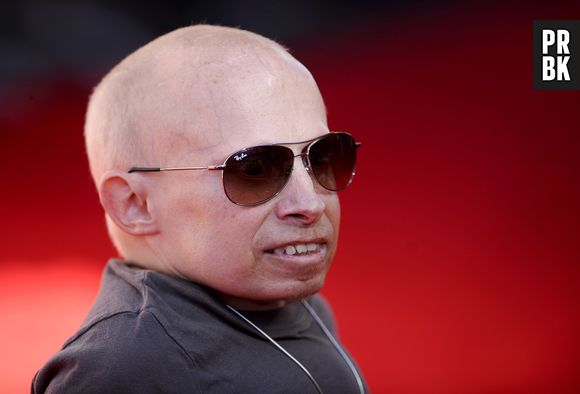 Mort de Verne Troyer : Logan Paul, Amanda Cerny, Steve Aoki... les stars lui rendent hommage