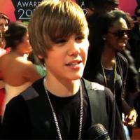 Justin Bieber ... Le garçon qui ne voit pas les glaces