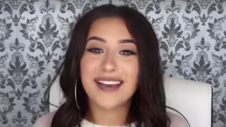 Horia parodie les candidats de télé-réalité et c'est très réaliste !