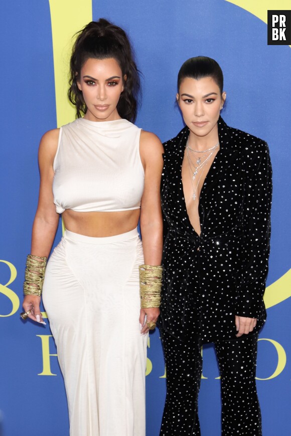 Kim Kardashian et Kourtney Kardashian aux CFDA Fashion Awards 2018.