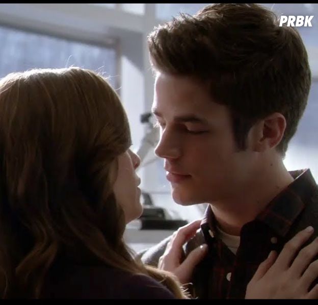 The Flash : Barry et Caitlin à deux doigts d'être en couple dans la série