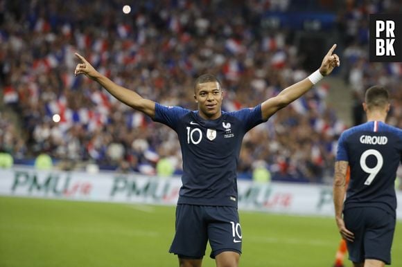 France - Islande : Kylian Mbappé encensé pour avoir sauvé les Bleus, Florian Thauvin critiqué