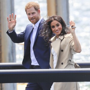 Meghan Markle enceinte du Prince Harry : les premières photos de la future maman depuis l'annonce officielle de sa grossesse.