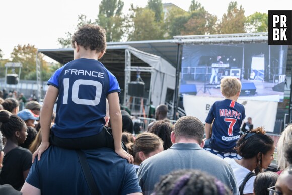 Kylian Mbappé : le Champion du monde accueilli en héros à Bondy