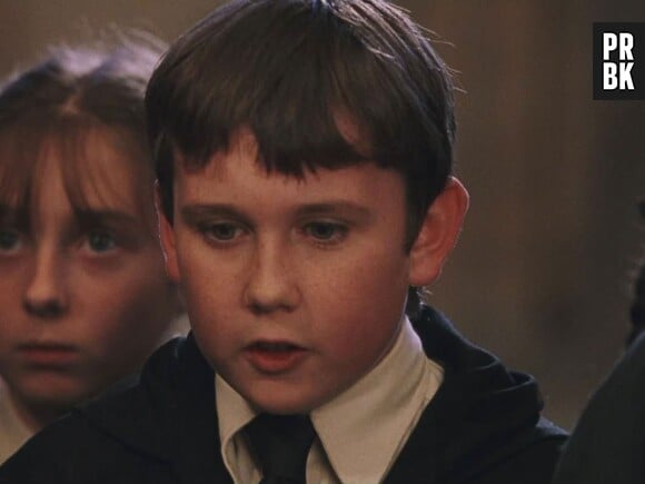 Harry Potter : Tom Felton (Drago Malefoy) n'est pas le seul à avoir bien changé, Matthew Lewis (Neville Londubat) a lui aussi bien grandi.