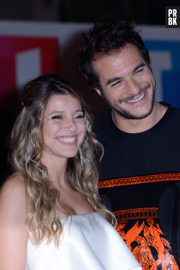 Amir bientôt papa : il s'affiche aux côtés de sa femme enceinte aux NMA 2018 !