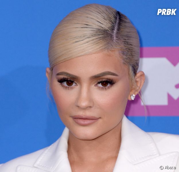 Kylie Jenner fiancée à Travis Scott ? Elle semble confirmer avec cette photo