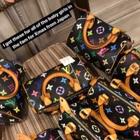 Kim Kardashian - ses filles et ses nièces pourries gâtées : des sacs Louis Vuitton pour toutes 👜