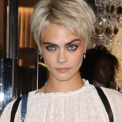 Cara Delevingne "choquée et indignée" par R. Kelly, elle le clashe et perd 50 000 abonnés
