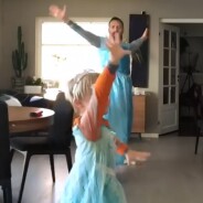 La Reine des Neiges : un père et son fils dansent déguisés en Elsa... et font des millions de vues