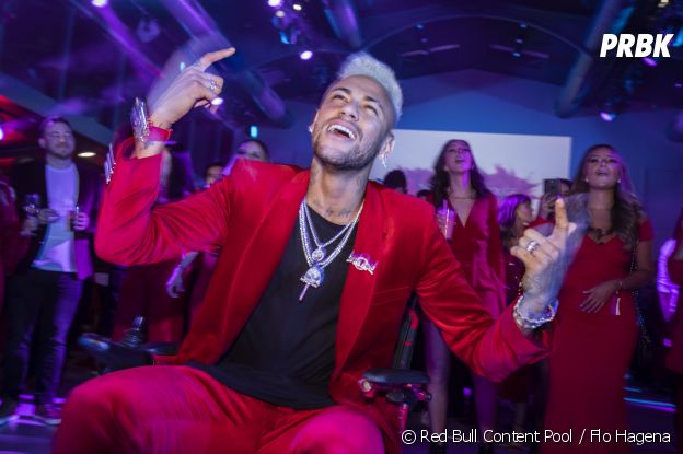 Neymar Kylian Mbappe Bob Sinclar Les Soeurs Tantot Son Anniversaire 5 Etoiles A Paris Purebreak