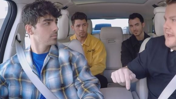 Les Jonas Brothers de retour : Nick, Joe et Kevin se prêtent au Carpool Karaoke de James Corden.