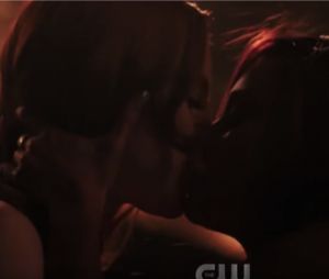 Riverdale saison 3 : une scène très sexy entre Cheryl et Toni affole le web