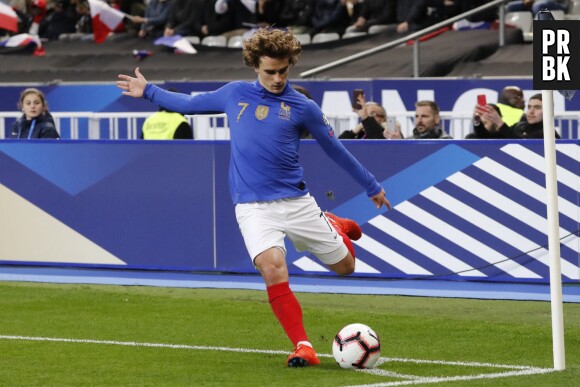 Antoine Griezmann : sa coupe de cheveux lors de France-Islande moquée sur les réseaux sociaux