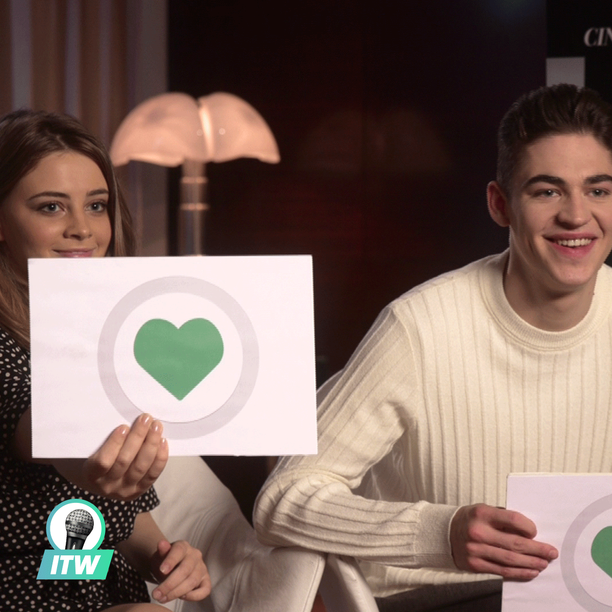 After - Chapitre 1 : Josephine Langford et Hero Fiennes-Tiffin se confient  en interview - PureBreak