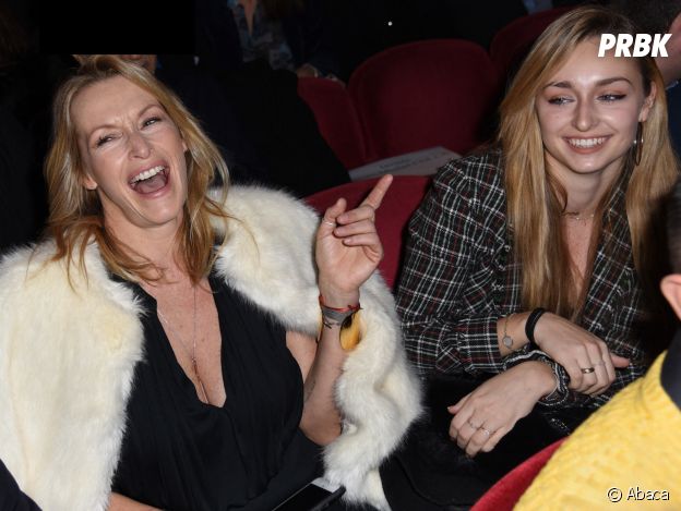 Emma Smet : qui est vraiment la petite-fille de Johnny Hallyday qui joue dans Demain nous appartient ?